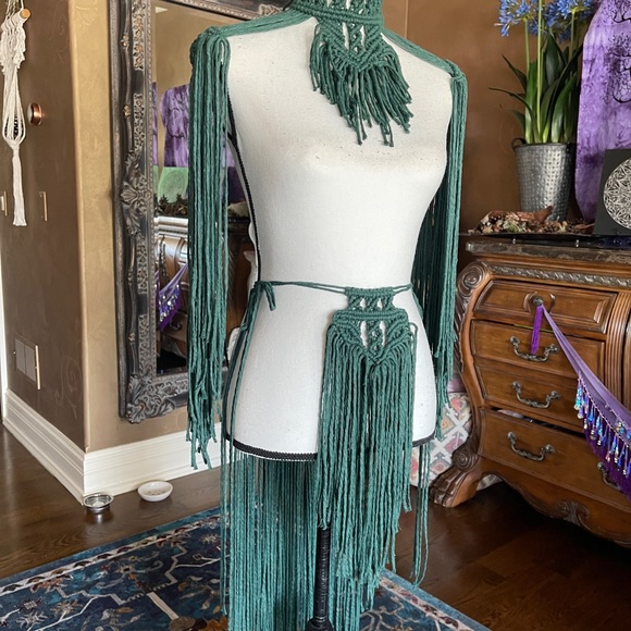 Handmade Egyptian Goddess Macramé Set - Picture 8 of 14